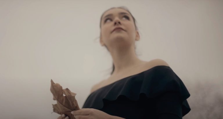 Lyre Le Temps Summer Leaves