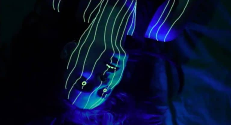 Oceya The Sound Hardly Moves