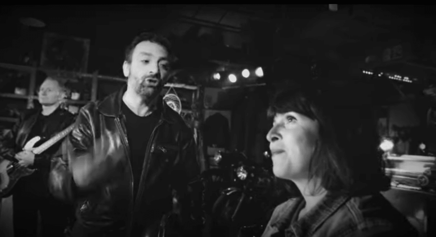 Circle of Mud 22Snake22